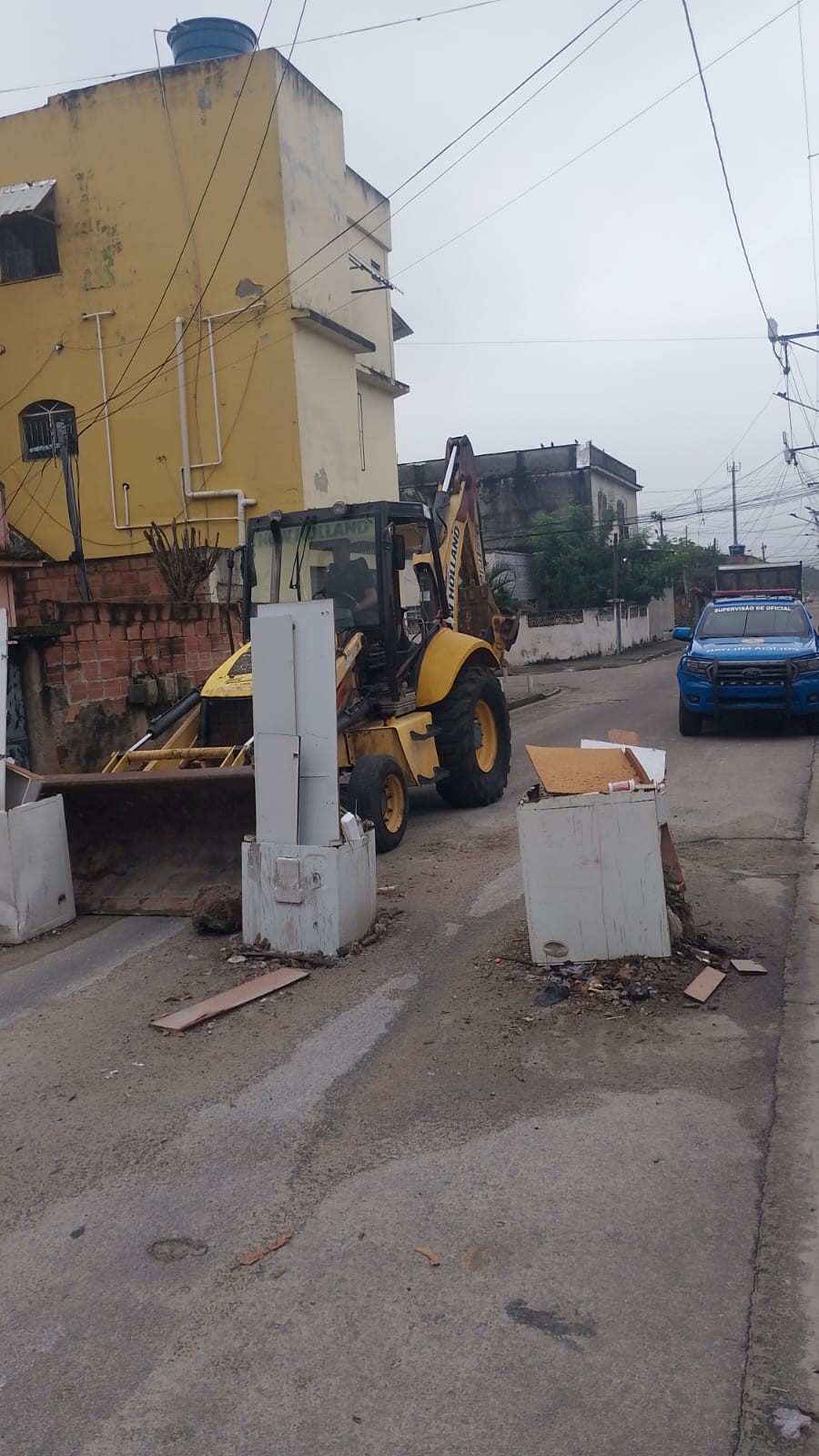 7° BPM retirou 12 toneladas de barricadas de ruas do bairro Jardim Catarina